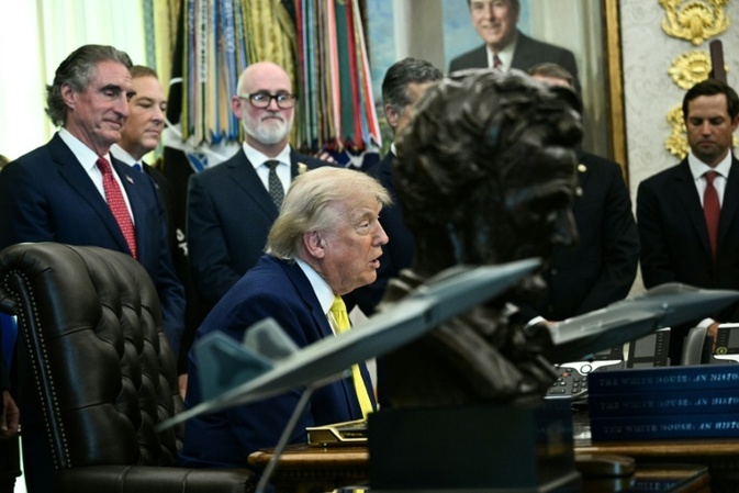 ''Schöne, saubere Kohle'': Trump kündigt 700 Millionen Dollar für fossile Energie an
