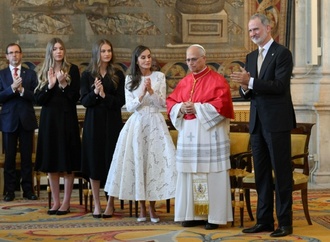 Papst würdigt Spaniens ''Einsatz für Frieden und Solidarität''