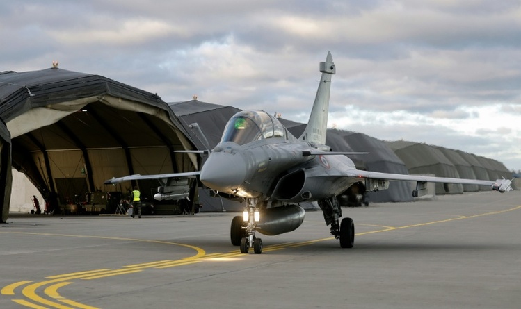 Französische Rafale-Kampfjets schießen Drohne über Lettland ab