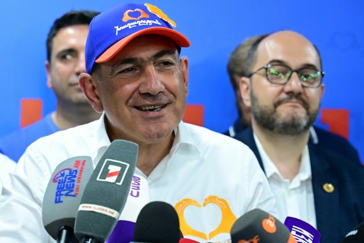Pro-europäischer Paschinjan gewinnt Wahl in Armenien - Moskau beklagt 