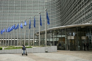 Stadt Brüssel verbietet Leihroller wegen zahlreicher Unfälle