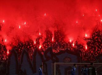 Reul kritisiert Fußballvereine für Umgang mit Stadion-Tätern