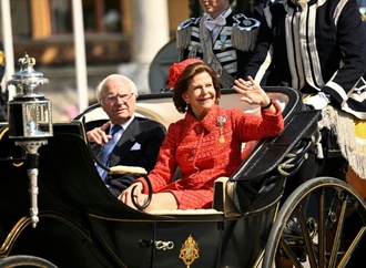 Kutschfahrt durch Stockholm: Schwedisches Königspaar feiert Goldene Hochzeit