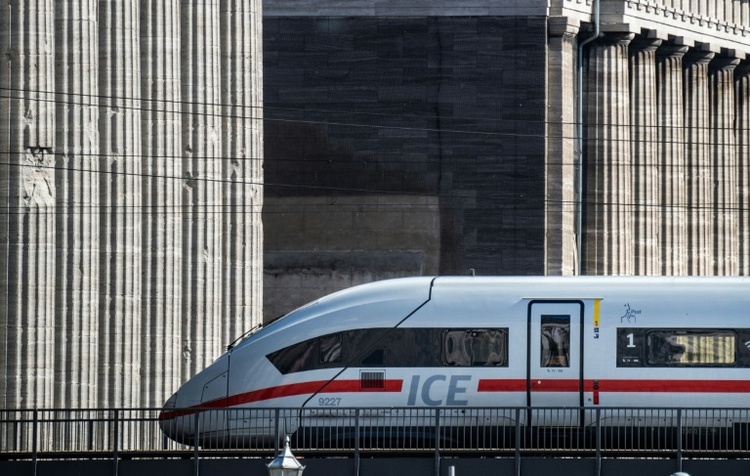 Bahnstrecke Hamburg-Berlin wird am Sonntag wiedereröffnet