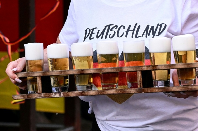 Umfrage: Mehrheit wünscht sich strengere Alkoholgrenzen im Straßenverkehr