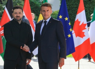 Ukrainischer Präsident Selenskyj beim G7-Gipfel eingetroffen