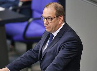 Wehrbeauftragter fordert Schutz für Minenjagdboot ''Fulda''