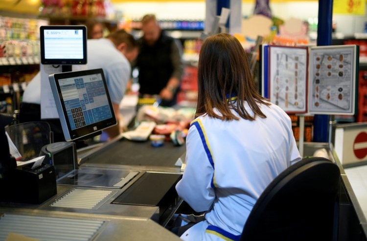 Bundesbank: Erstmals mehr als die Hälfte der Zahlungen bargeldlos