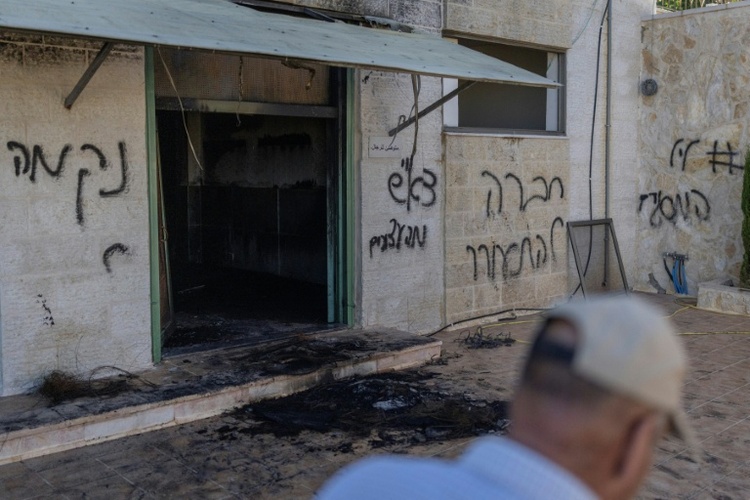 Palästinenser: Israelische Siedler greifen zwei Moscheen im Westjordanland an