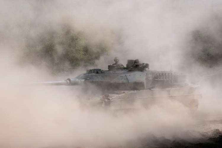 Berlin und Paris erzielen Einigung zu deutscher Beteiligung an Panzerbauer KNDS