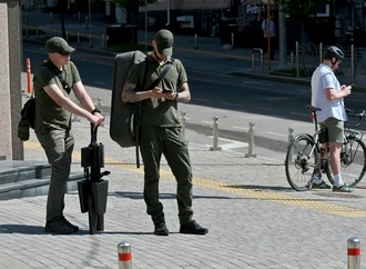 Kiew: Fünf Tote bei russischen Angriffen auf die Ukraine und einen Schwarzmeerfrachter
