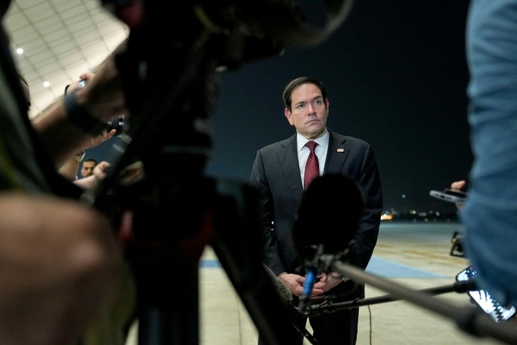 Rubio: Washington wird keine Durchfahrtsgebühren für Straße von Hormus akzeptieren