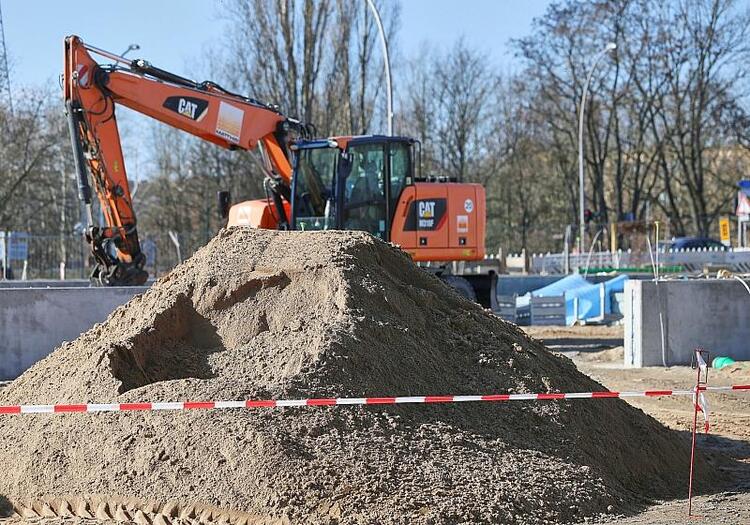 Auftragseingang im Bauhauptgewerbe bleibt unverändert