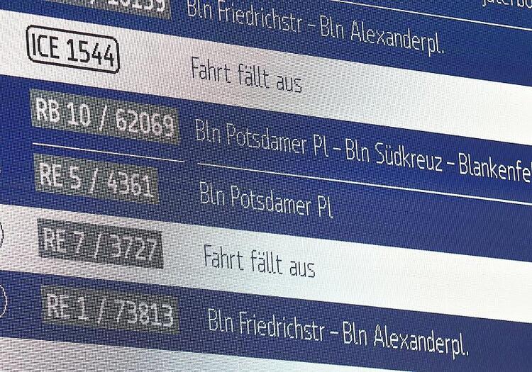 Bahn-Pünktlichkeit im Juni auf historischem Tief