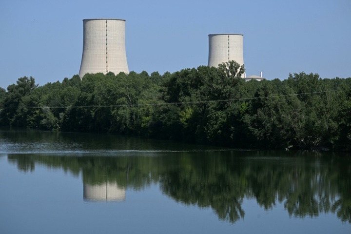 Hitzewelle in Frankreich: Drei Atomreaktoren abgeschaltet