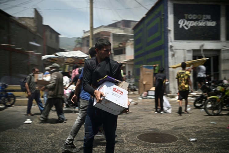 Plünderungen nach Erdbeben in Venezuela