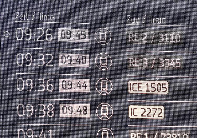 Schnieder lehnt Extra-Geld für pünktlichere Bahn ab