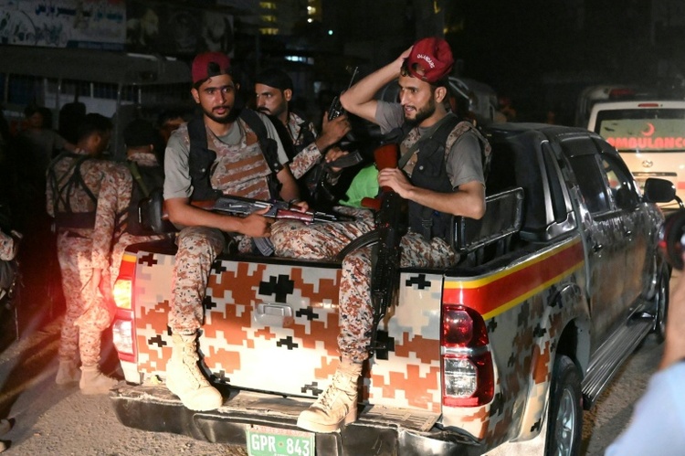 Islamabad: Pakistanische Armee greift Ziele im Osten Afghanistans an