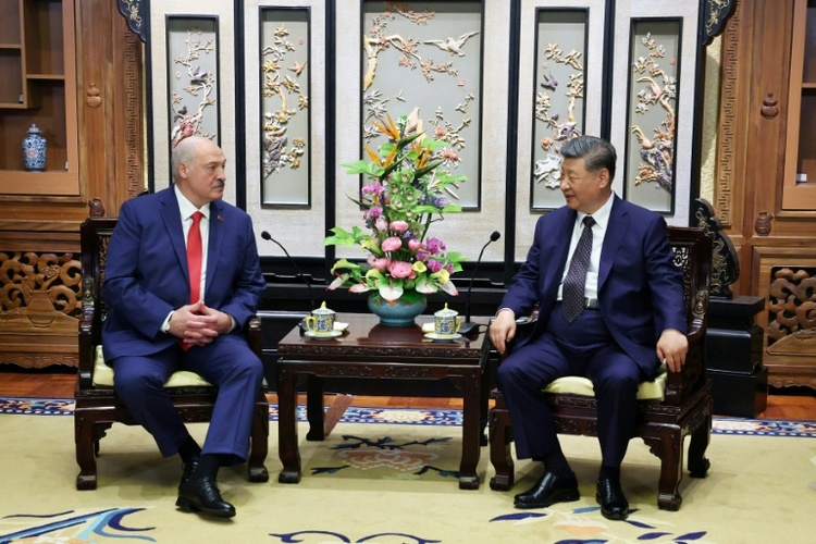 Chinas Staatschef Xi empfängt belarussischen Machthaber Lukaschenko in Peking