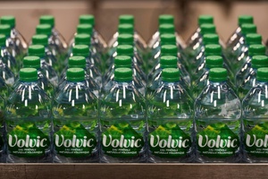 Volvic wegen irreführender Werbung in Frankreich verurteilt