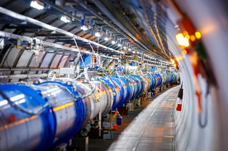 Schließung für Renovierung: Cern-Teilchenbeschleuniger soll noch leistungsfähiger werden