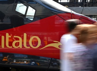 Netzagentur: DB soll Fernzug-Konkurrenz mehr Platz einräumen