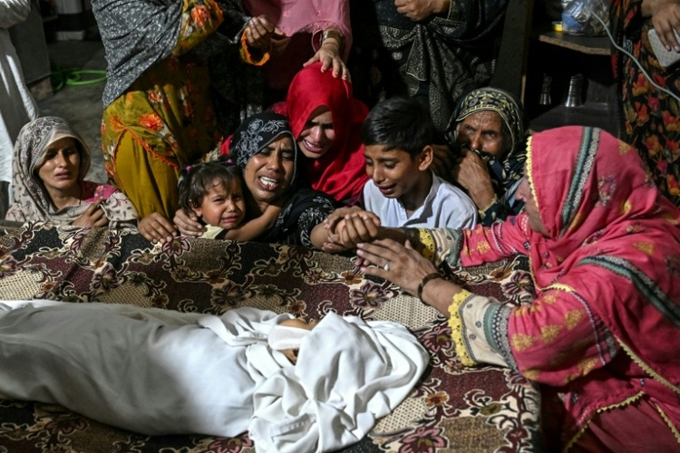 14 Kinder sterben bei Einsturz von Gebäudedach in Pakistan