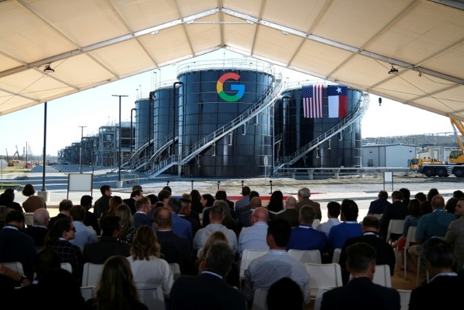 CO2-Emissionen von Google und Amazon steigen stark - Klimaziele rücken in die Ferne
