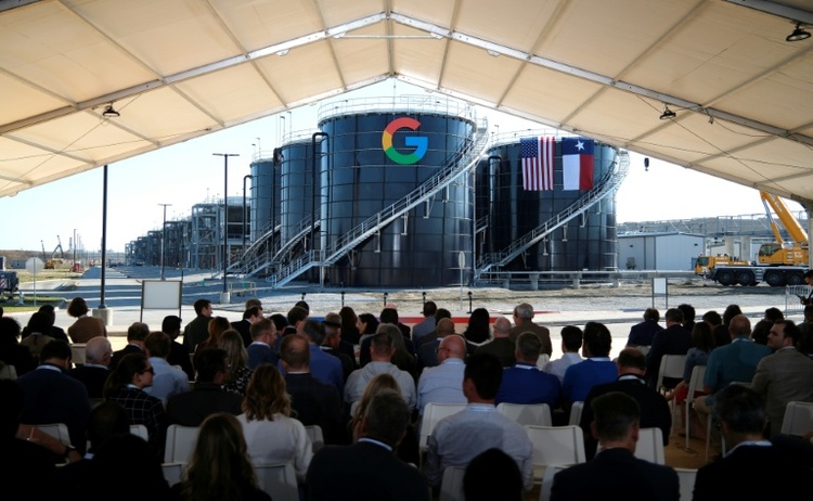 CO2-Emissionen von Google und Amazon steigen stark - Klimaziele rücken in die Ferne