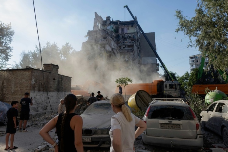 Nach massiver Attacke auf Kiew: Tote bei neuen russischen und ukrainischen Angriffen