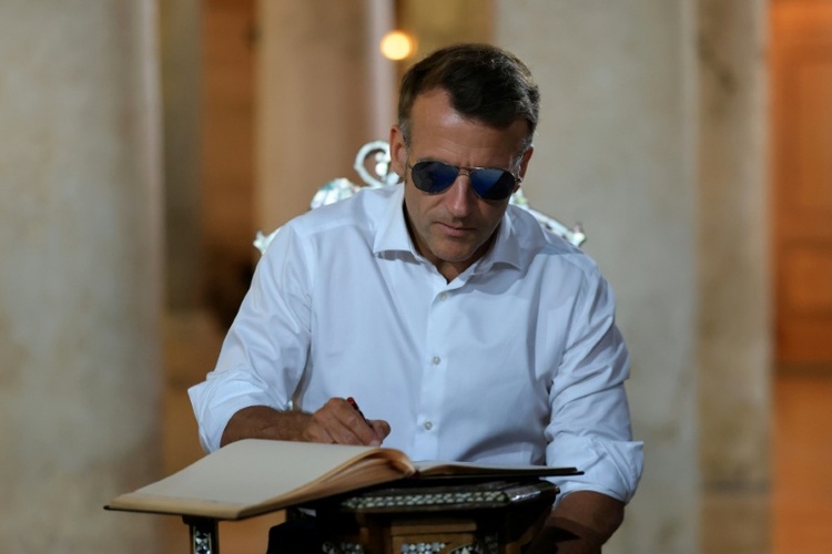 Sicherheitskreise: Bombenanschläge nahe Hotel von Macron in Damaskus