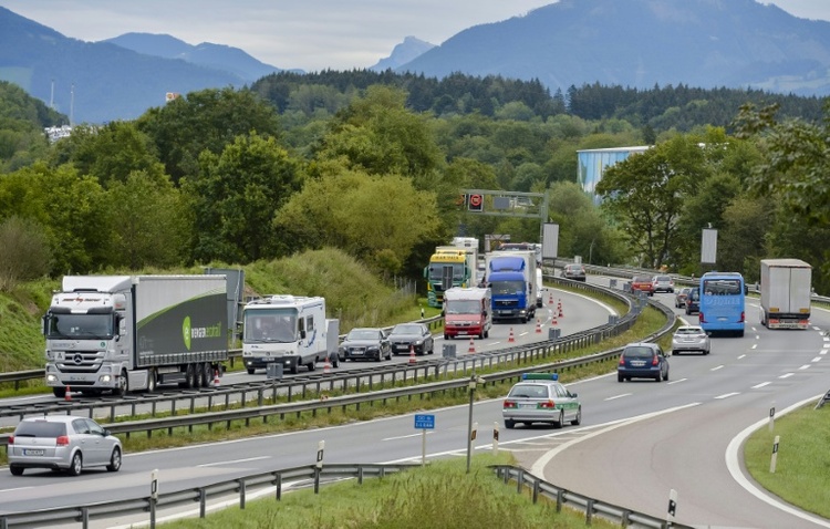 Undichter Motor bei Gebrauchtwagen: Kaufvertrag nicht automatisch aufgelöst