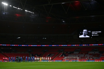 Kopfbälle im Fußball und Demenz: Britischer Weltmeister Stiles litt an Hirntrauma