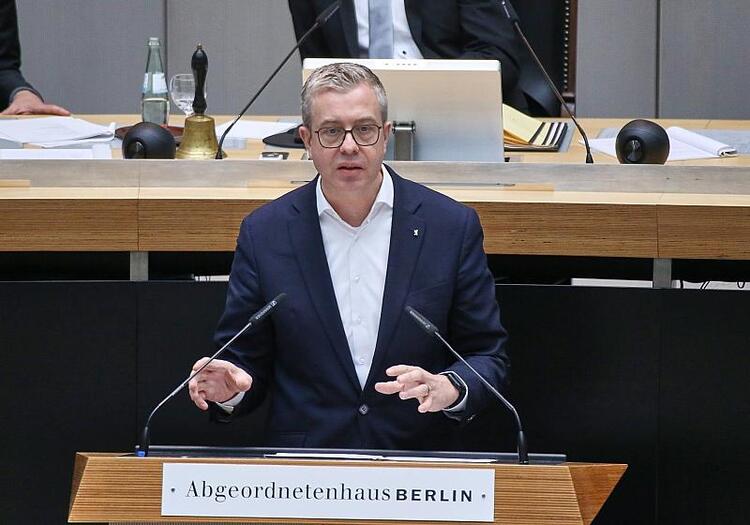 Evers plant Krisenzentrum für Berlins Stromsicherheit