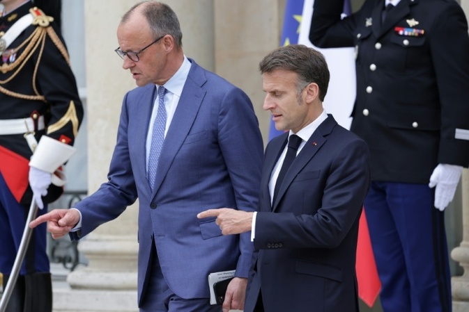 Merz bei Gipfeltreffen der Pro-Ukraine-Koalition in Paris