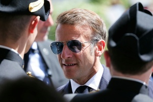 Vor Ukraine-Treffen in Paris: Macron ruft zu verstärkter Waffenproduktion auf