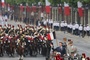 Merz und weitere Staats- und Regierungschefs bei Militärparade in Paris