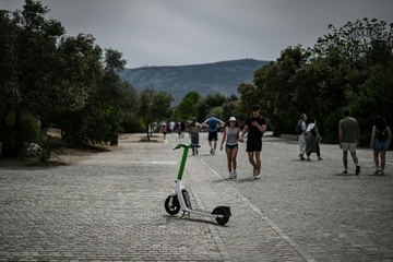 Griechenland will E-Scooter für Kinder und Jugendliche unter 17 Jahren verbieten