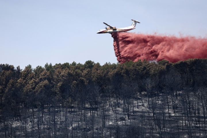 Verheerender Waldbrand im Süden Frankreichs unter Kontrolle