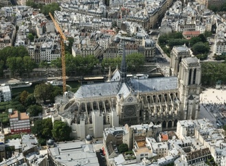 Pariser Kathedrale Notre-Dame erhält im Herbst neue Fenster