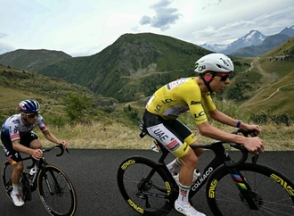 Schlussetappe der Tour de France wird wegen Waldbränden um 44 Kilometer verkürzt