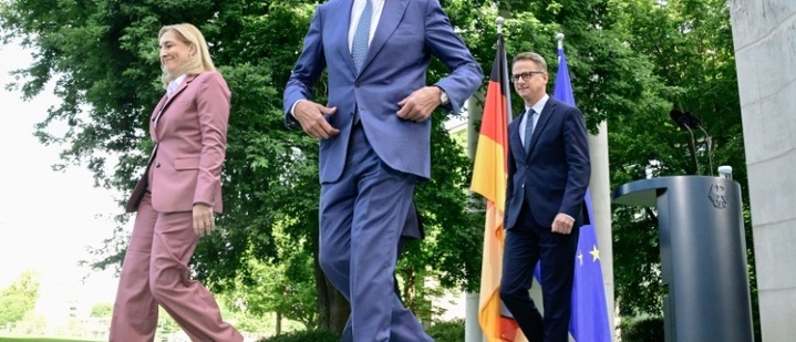 Wirbel um Kabinettsumbildung: Schnieder wirft hin - Bilger soll Nachfolger werden