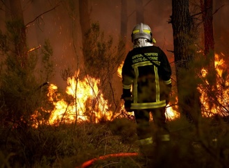 Waldbrandsituation in französischer Gironde in der Nacht ''insgesamt stabil''