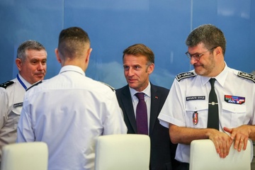 Waldbrände in Südfrankreich: Macron beschwört bei Besuch Zusammenhalt
