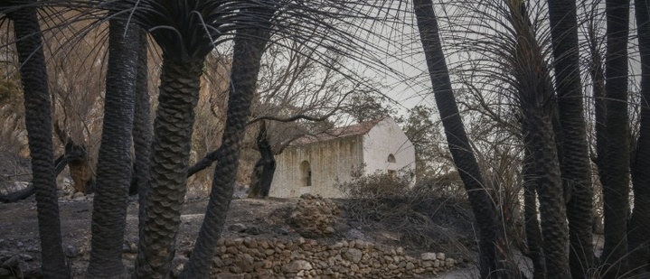 Wind erschwert Löscheinsatz auf Kreta - Entspannung in Spanien und Frankreich