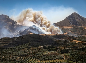 Neue Waldbrände in Griechenland ausgebrochen - neues Feuer im Westen der Türkei
