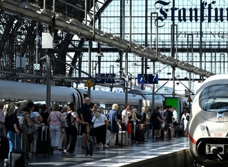 Verbraucherschützer: Supersparpreise der DB oft nicht verfügbar