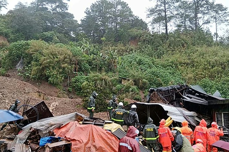Mindestens vier Tote durch Erdrutsche auf den Philippinen