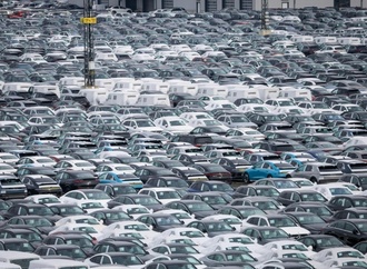 E-Auto-Boom setzt sich auch im Juli fort - Neuwagenmarkt weiter im Aufwärtstrend