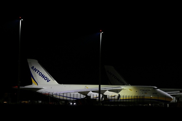 Medien: Ukrainisches Flugzeug in Leipzig neben Drohne war mit Munition beladen